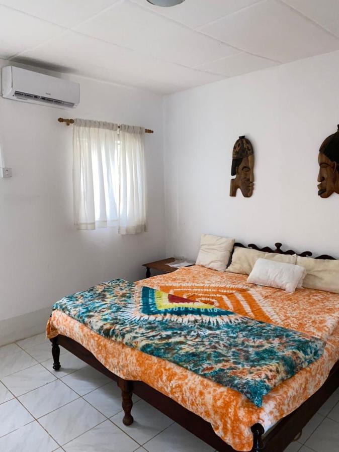 Swiss Garden House In Kerr Sering With Full Private Compound Serrekunda Εξωτερικό φωτογραφία