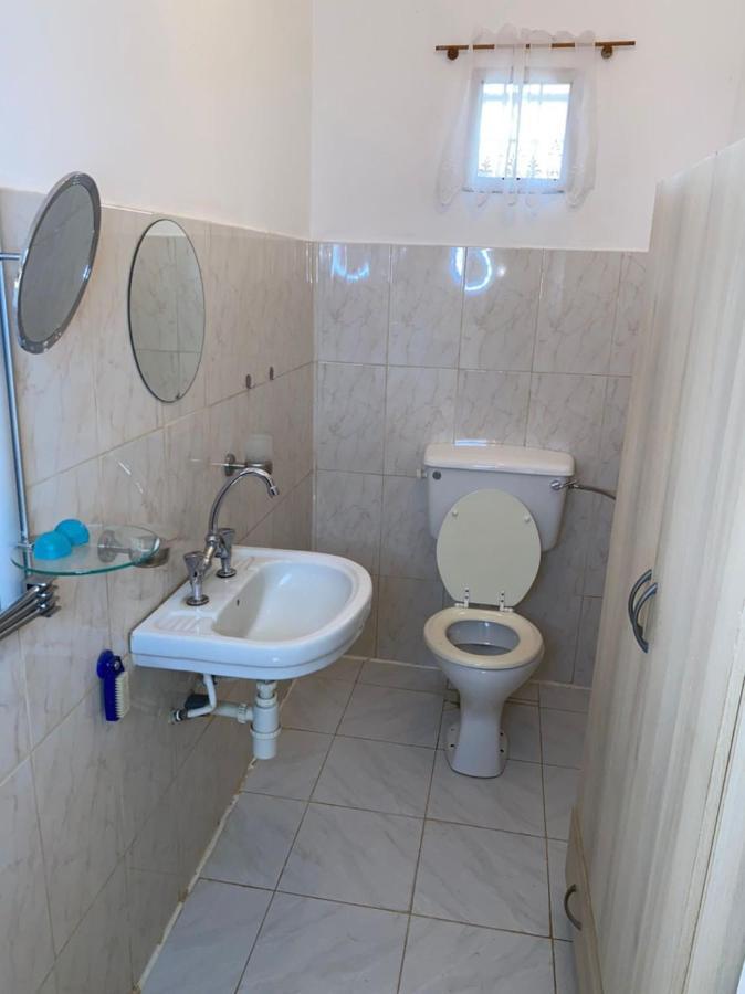 Swiss Garden House In Kerr Sering With Full Private Compound Serrekunda Εξωτερικό φωτογραφία